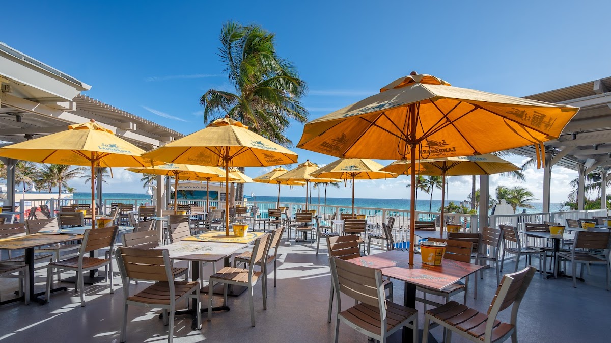 Landshark Bar & Grill